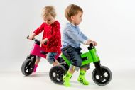 Odrážedlo FUNNY WHEELS Rider Sport zelené 2v1, výška sedla 28/30cm nosnost 25kg 18m+ v krabici